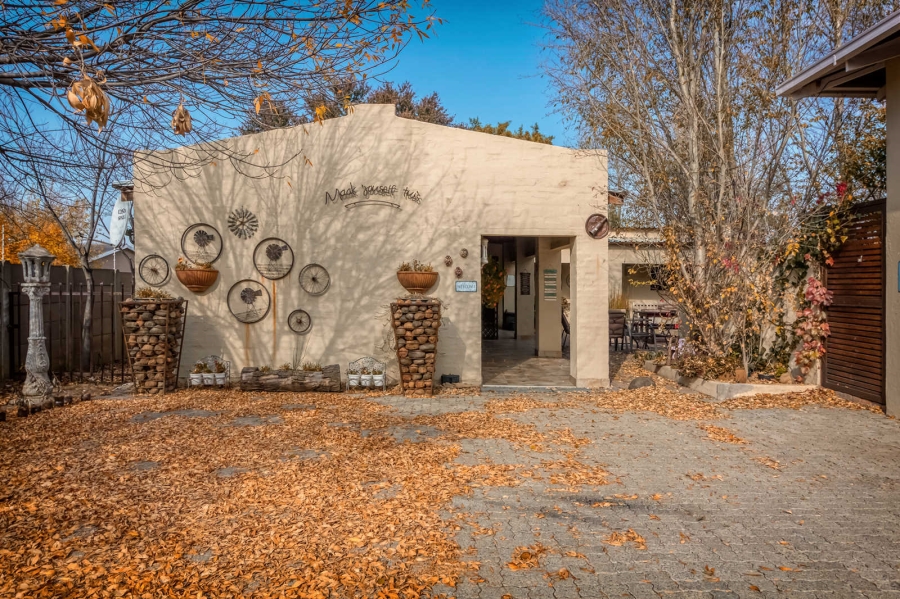 7 Bedroom Property for Sale in Morewag Free State